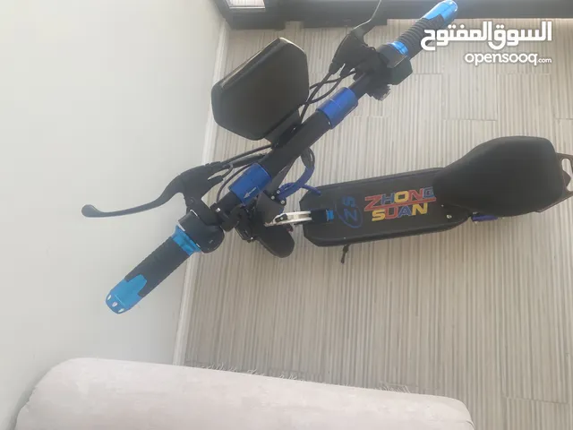 سكوتر حالة زينة سرعة 80 ومستعمل اربع ايام