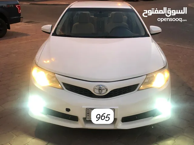 Toyota Camry 2014 200,000km ready for inspection شرط الفحص