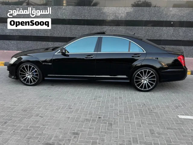 2008 مرسيدس بنز الفئة-C C 63 AMG