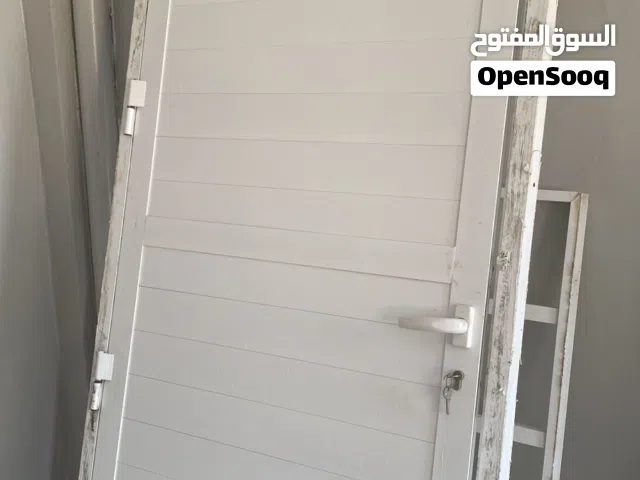 باب للبيع قابل التفاوض
