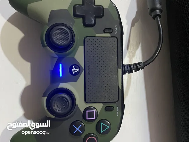 Nacon PS4/PC controller