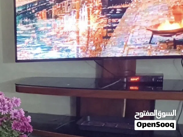 ميز بلازما تركي مع زوالي وستائر
