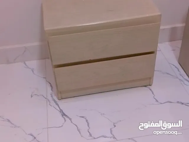 غرفه نوم استعمال 6شهور فقط بحالة جيدة جدا ماشاءالله سرير دولاب كبير جرار تسريحه مرايتين
