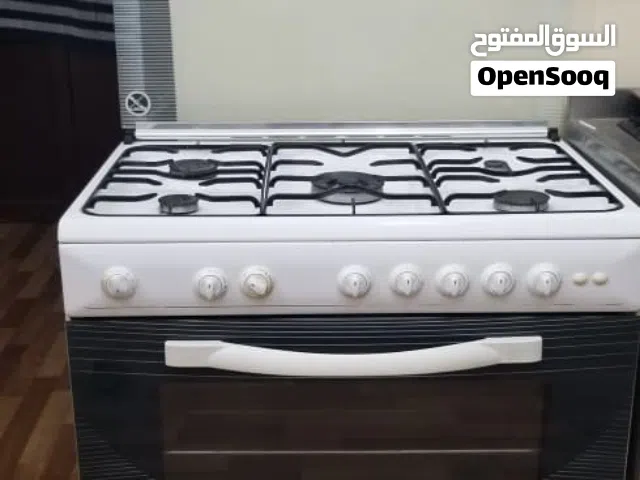 فرن إنديسيت (Indesit) إيطالي أصلي - خمس عيون- بحالة ممتازة للبيع- وارد سعودي - بسعر مغري