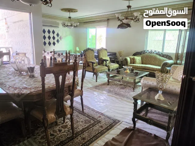 اثاث غرفة ضيوف