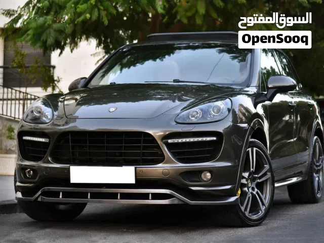 2012 Porsche Cayenne Cayenne GTS