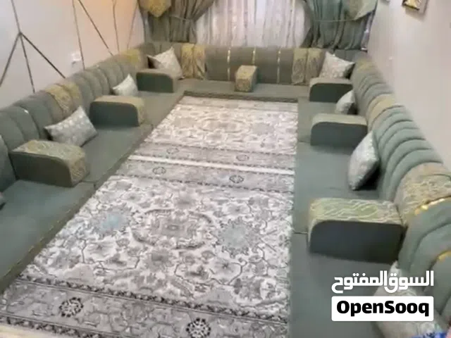 للبيع ديوانيه مع برادي بدون سجاد