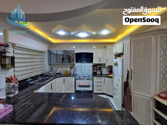 150 m2 3 Bedrooms Apartments for Sale in Zarqa Al Zarqa Al Jadeedeh