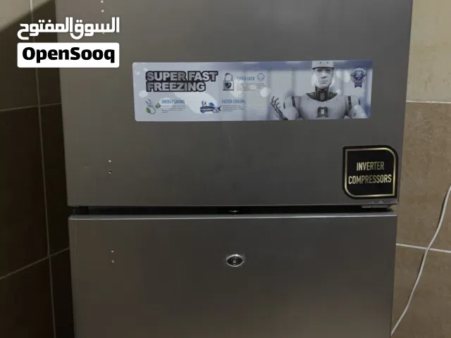 ثلاجة شركة nikai ثلاجة ثلج مع الضمان استخدام أقل من سنة