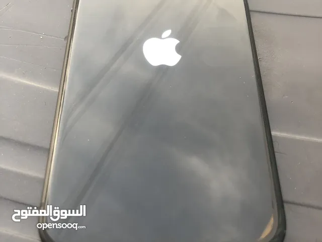 IPhone 11 مكسورة شاشة مش مأثر ع اشي