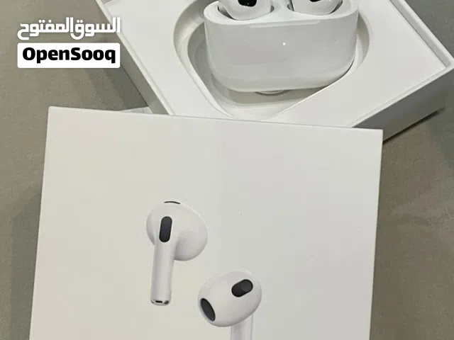 سماعة اير بود 3 اصلية جديد حالة ممتاز للبيع