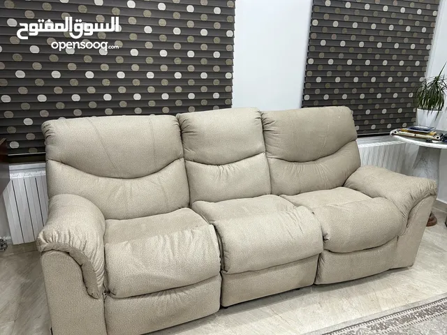 طقم كنب اشلي للبيع