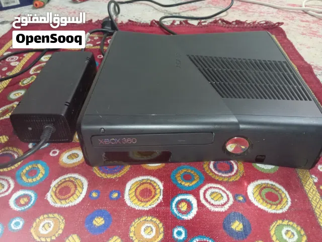 Xbox 360  and with a free game