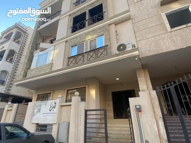 174 m2 3 Bedrooms Apartments for Sale in Cairo Fifth Settlement