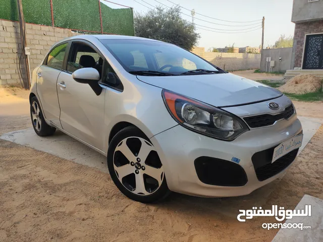 Used Kia Rio in Tripoli