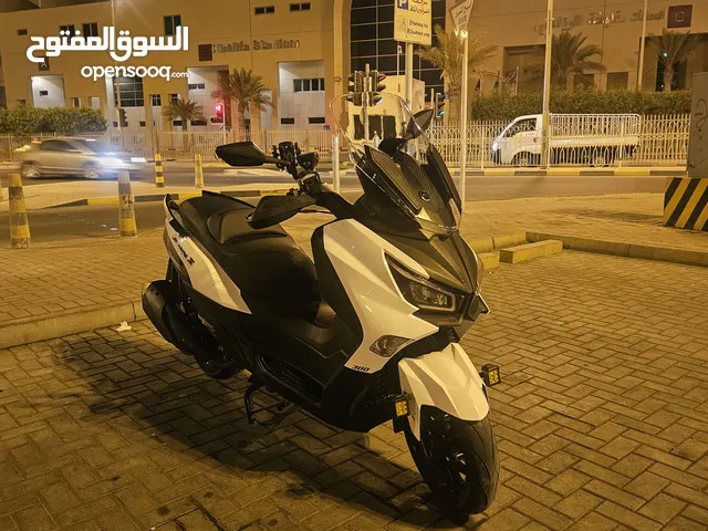 للبيع فقط sym 300ii