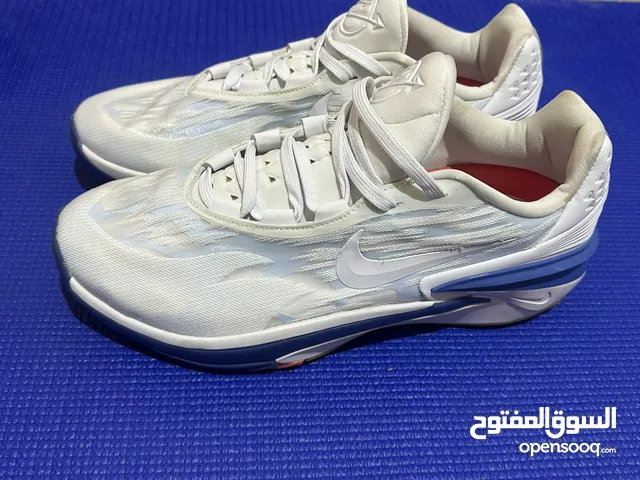 Nike Zoom GT Cut 2 UK9 US10 (NO BOX) Basketball / Volleyball shoe