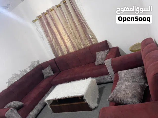 طقم كنب كورنر مع طاولة