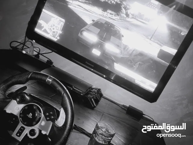 ستيرنج G29 مع القير عادي معدله مع بلاستيشن 3 بحالت الوكاله مساحت 500 قيق عليها 40 لعبه والله يباركاك