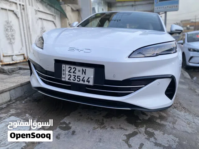 Byd sel 06 2025 لون ابيض 13 كامرة