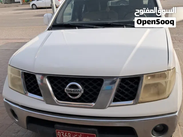 2013 نيسان نافارا DX