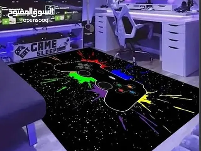 مطلوب كرسي وطاولة انزل وصف