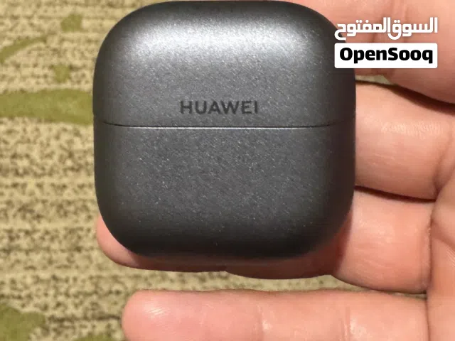 سماعات فري كليب 2 مستخدم قليل جداً نظافه 100٪ مع باكيت