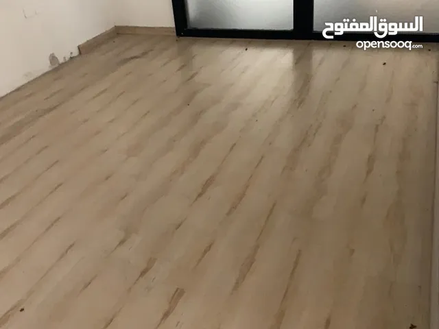مكتب تجاري فاخر جدا للبيع في أفضل مواقع وادي صقرة الرقم المرجعي : 2165