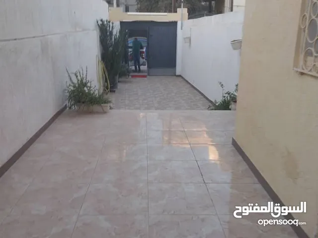 250m2 3 Bedrooms Apartments for Sale in Tripoli Bin Ashour
