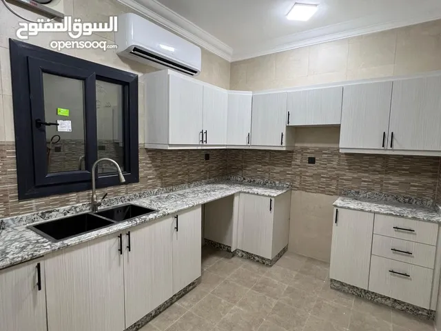 شقق جديدة للإيجار بالوكرة