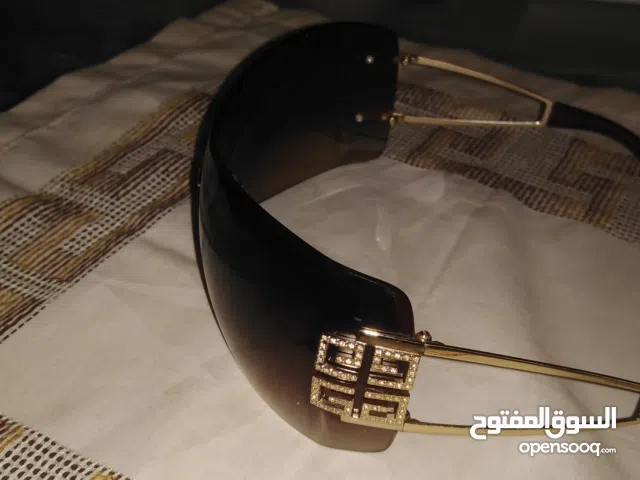 نظاره جفنشي نسائيه الاصليه وراد الامارات استخدام بسيط