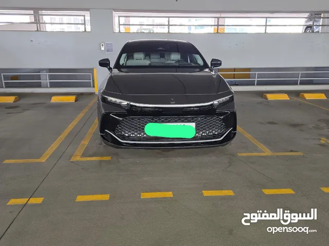 Used Toyota Crown in Dubai