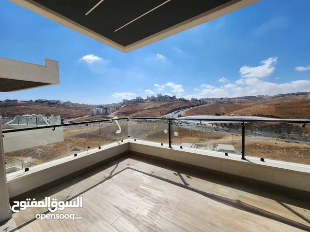 شقة أرضية مميزة في عبدون للبيع بموقع حيوي الرقم المرجعي : 14199
