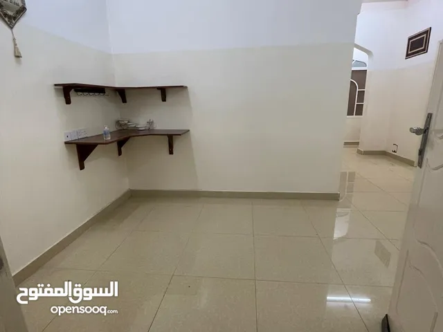 100 m2 2 Bedrooms Apartments for Rent in Al Dakhiliya Bidbid