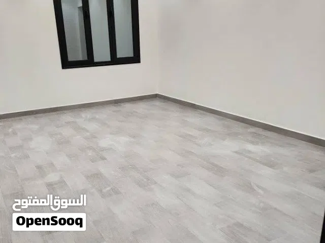 400 m2 More than 6 bedrooms Townhouse for Rent in Al Jahra Oyoun