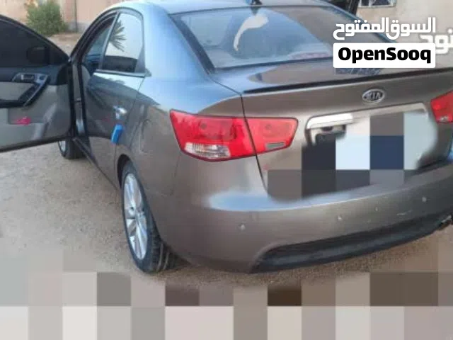 كيا فورتي كرت السيارة