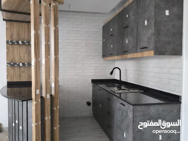 نحن شركه قتيبه للاعمال المنزليه والديكور الداخلي نوفر لك ارقى و اجود الخدمات و الاسعار لبيت العمر