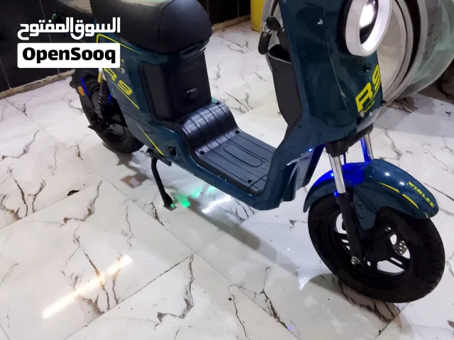 دراجه شحن ار9 كفاله عامه كلشي ما بيهه ابد بطاريات 32 سعر 390 وبيهه مجال اقره  الوصف مهم