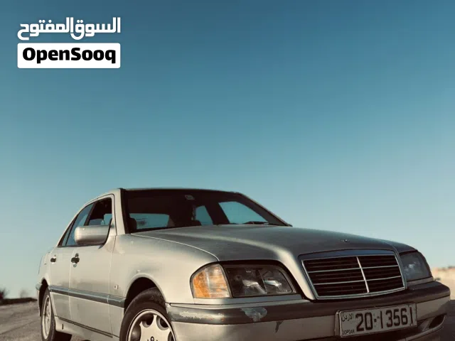 1999 مرسيدس بنز الفئة-C C 200