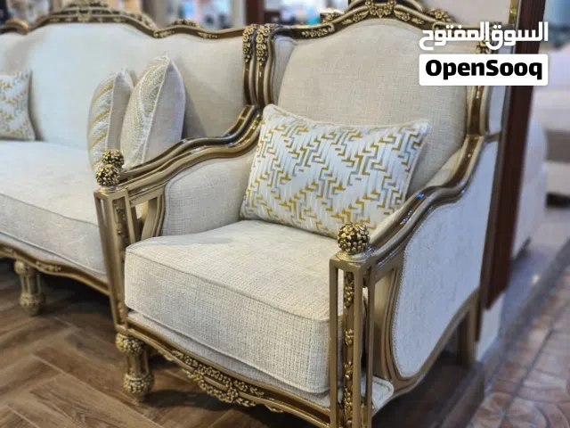 طقم كلاسك من خشب الزان رقم واحد على مستوا مستوا العالم ضمان 10 سنوات خشب واسفنج 9500 ريال