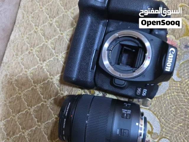 كاميرا كانون d90