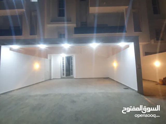 شقة أرضية جديد ماشاء الله للايجار في مدينة طرابلس منطقة السراج طريق المواشي خلف صالة رويال