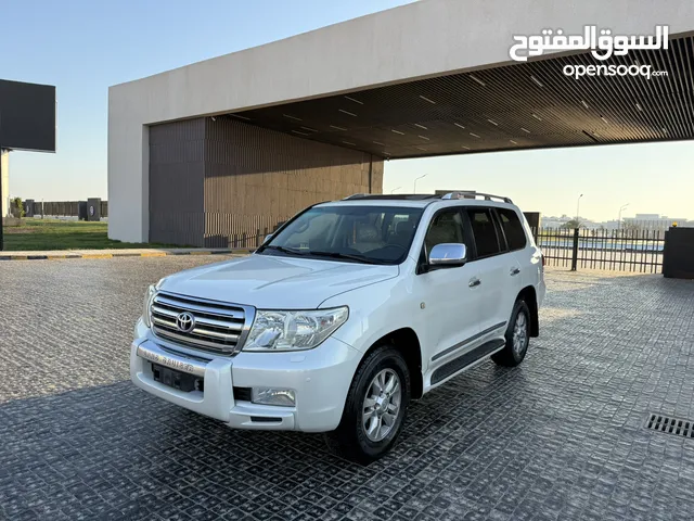 Used Toyota Land Cruiser in Benghazi
