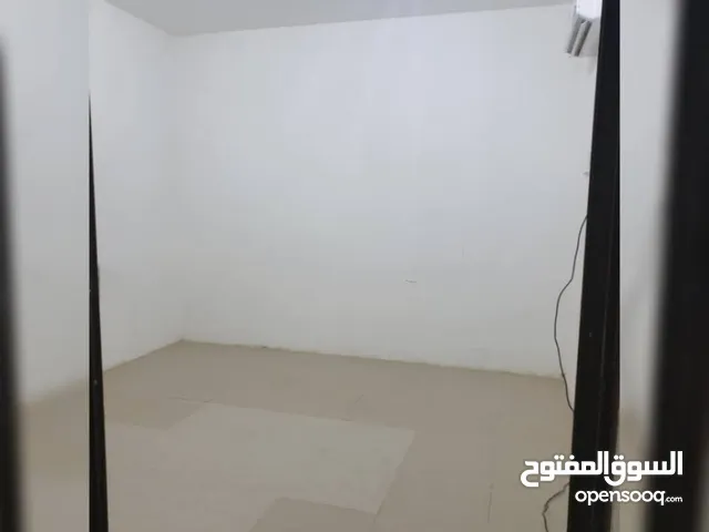 استوديو بالغرافة / studio in Gharrafah