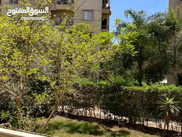 80m2 2 Bedrooms Apartments for Sale in Giza Sheikh Zayed