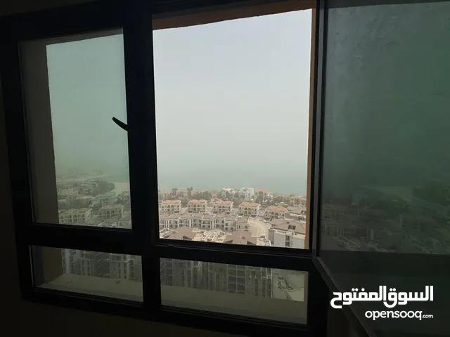ستوديوهات فخمة و بإطلالة على البحر بأسعار جدا مميزة باللؤلؤة فيفا بحرية و طوابق مرتفعة