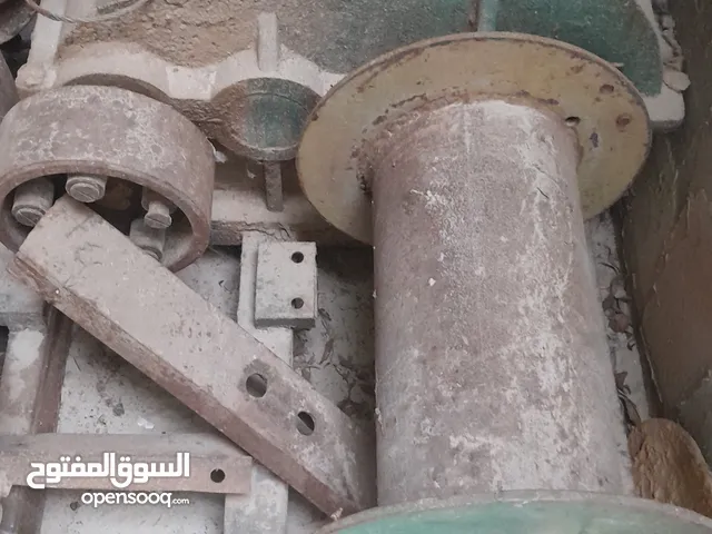 كمبيوات صناعية أحجام مختلفة