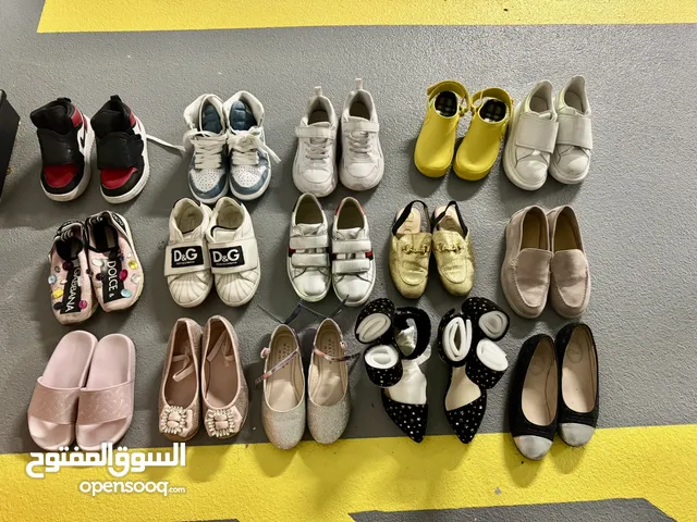 Second-hand children’s shoes, size 30.