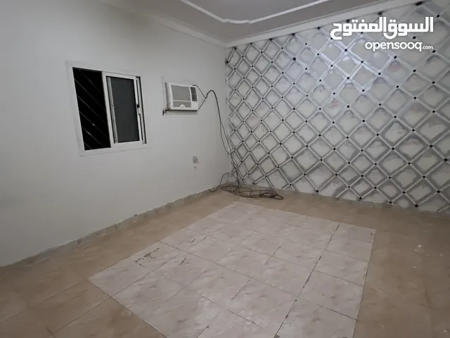 150 m2 3 Bedrooms Apartments for Rent in Al Riyadh Al Khaleej