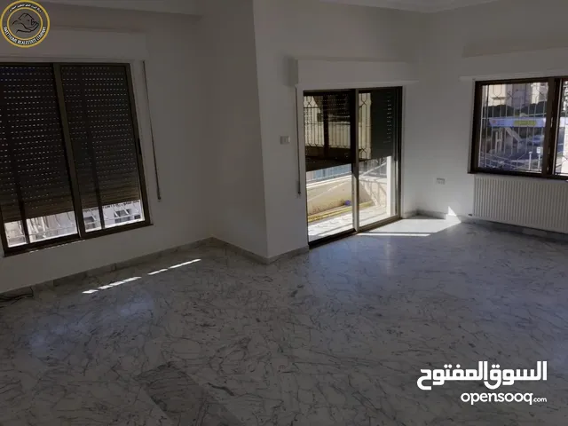 170 m2 3 Bedrooms Apartments for Sale in Amman Um Uthaiena